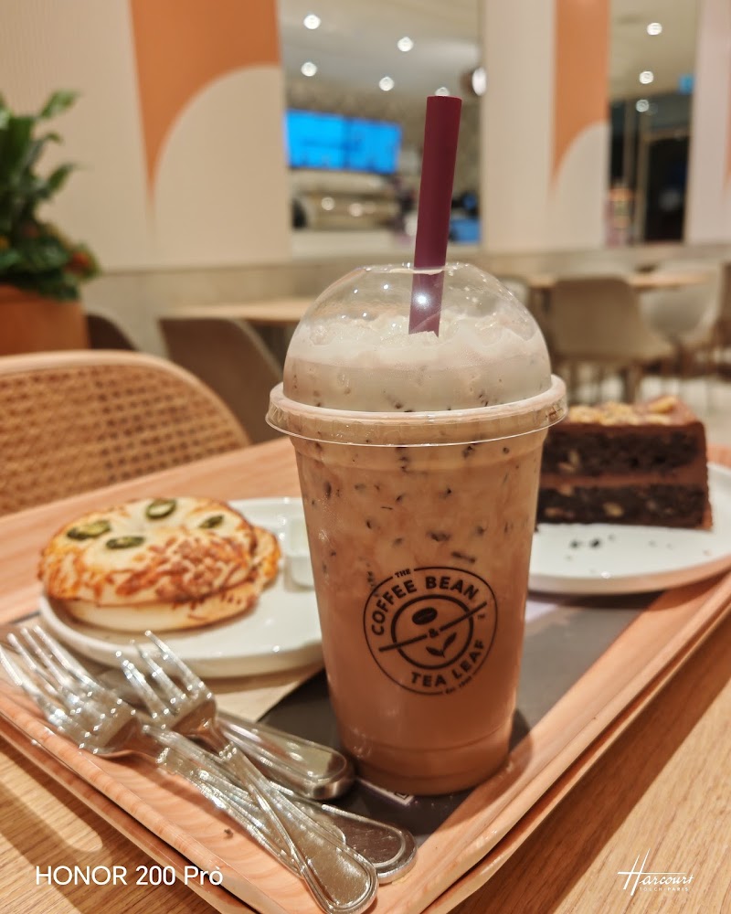 The Coffee Bean & Tea Leaf