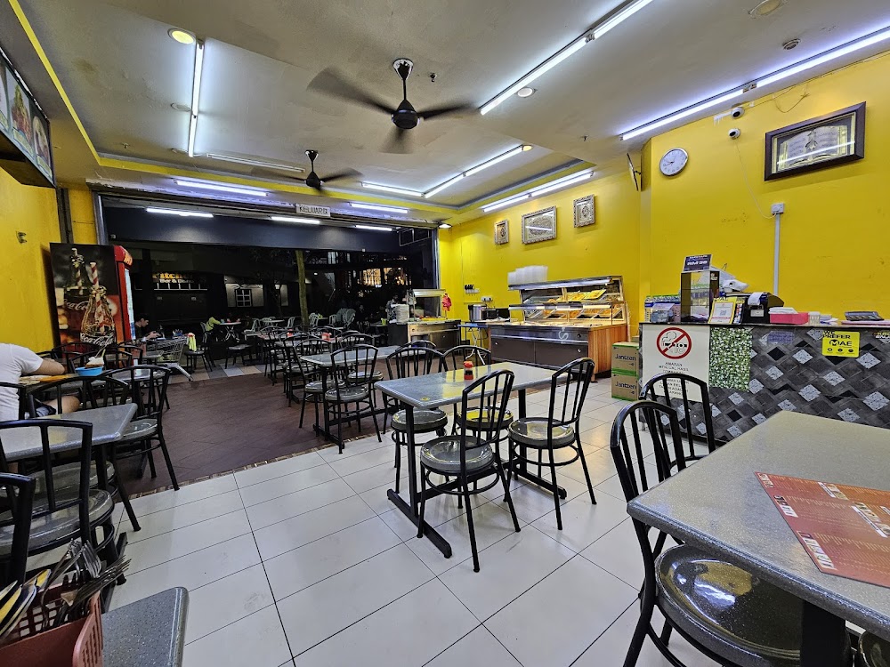 Restoran Hasana Bistro • Nasi Kandar