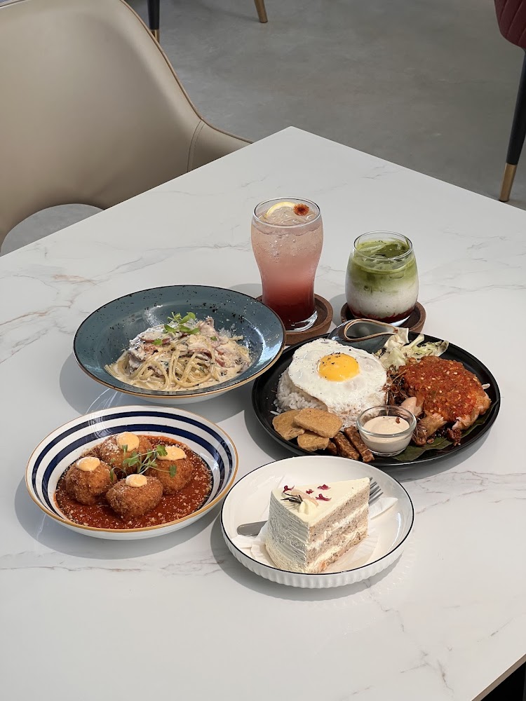 Loml Cafe