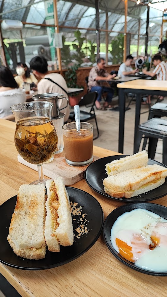 Brew N Bloom Cafe • Bukit Jalil