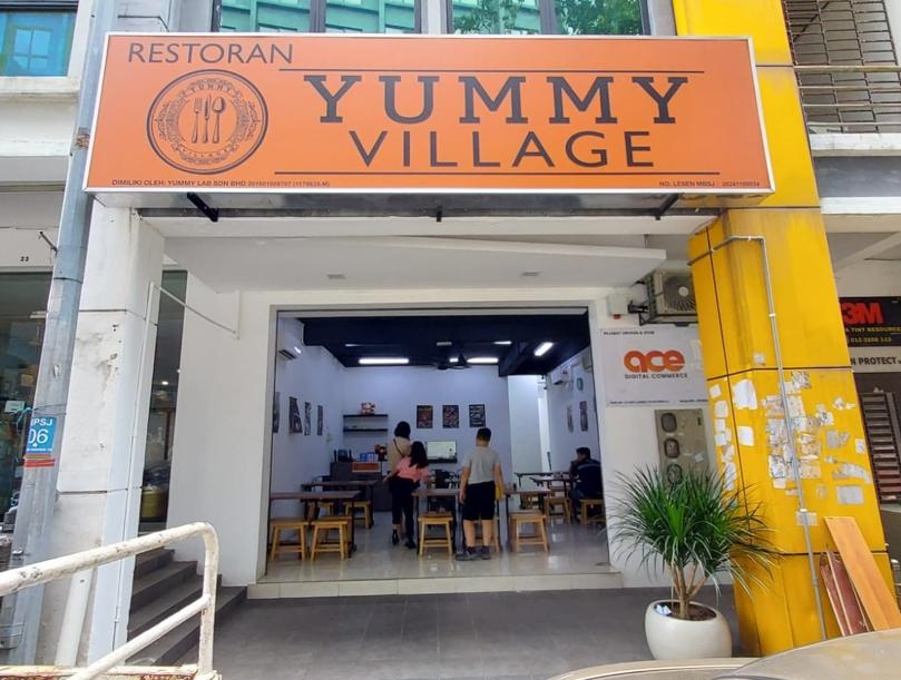 Yummy Cafe